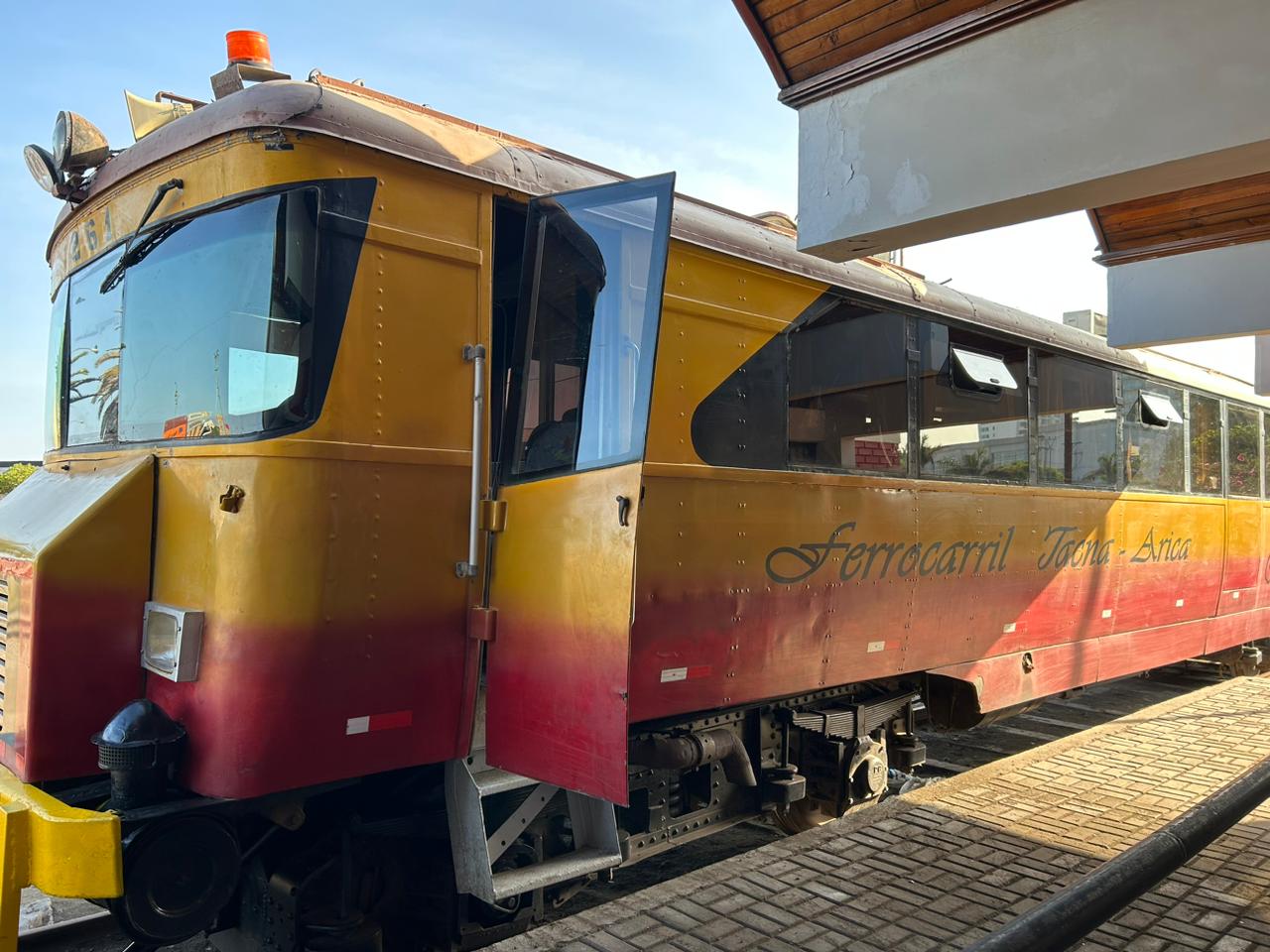 TREN.jpeg