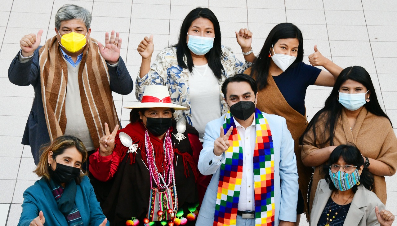 mujerindigena100.jpg